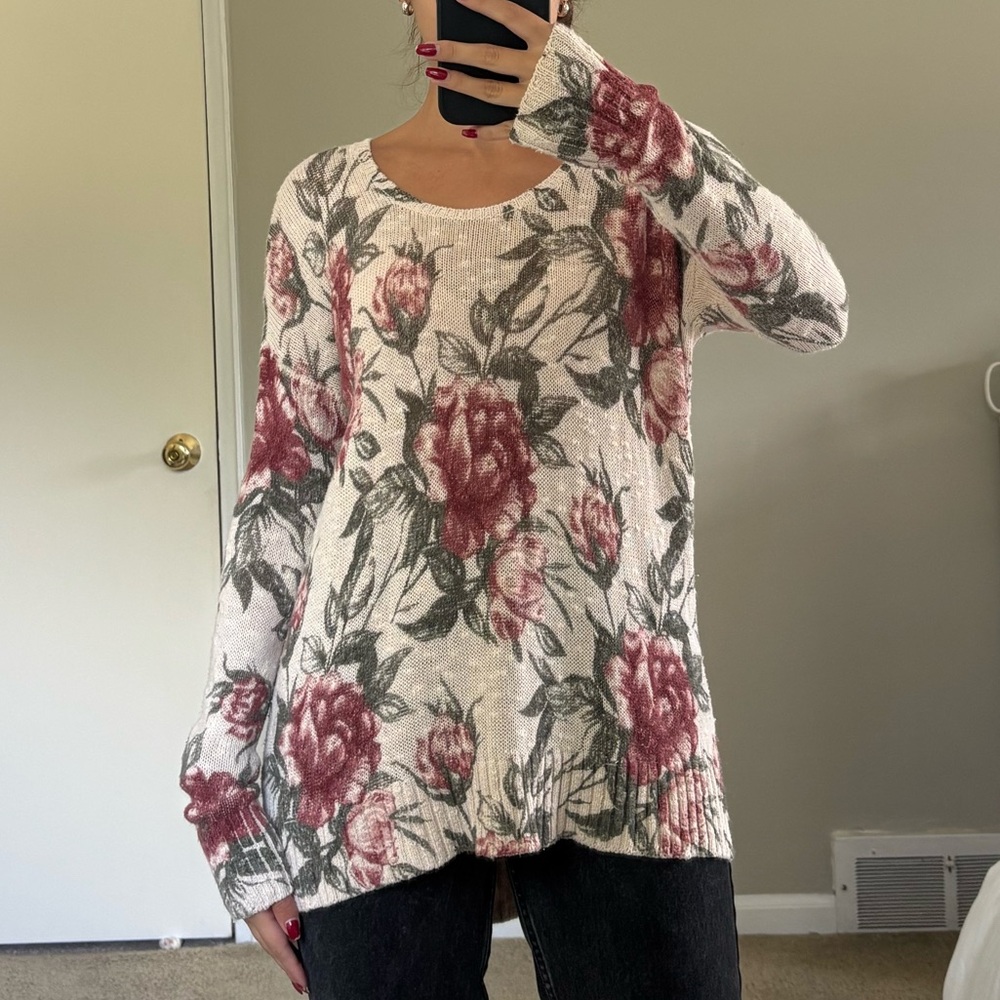 Abercrombie & Fitch Floral Beige and Red Sweater